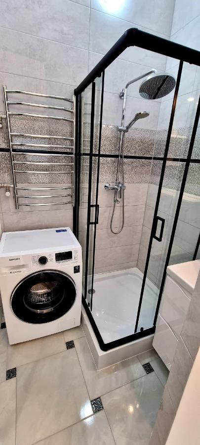Центр Апарт Appartement Ternopil Buitenkant foto